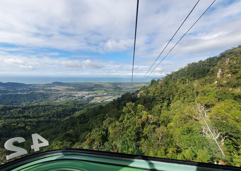Skyrail Rainforest Cableway Kuranda view